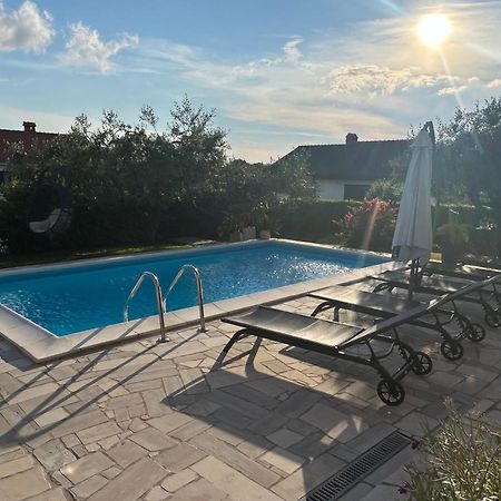 Apartments Mandic Пула Екстериор снимка