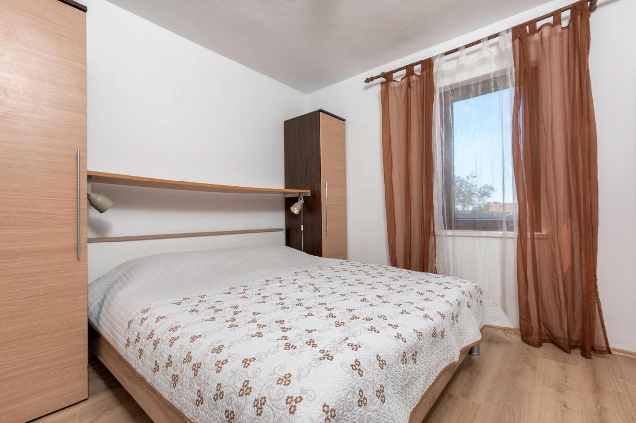 Apartments Mandic Пула Екстериор снимка