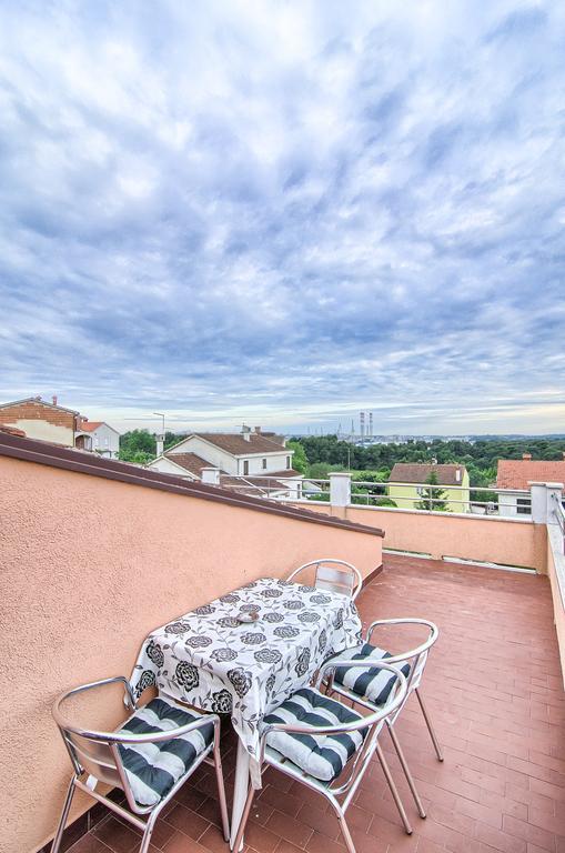 Apartments Mandic Пула Екстериор снимка