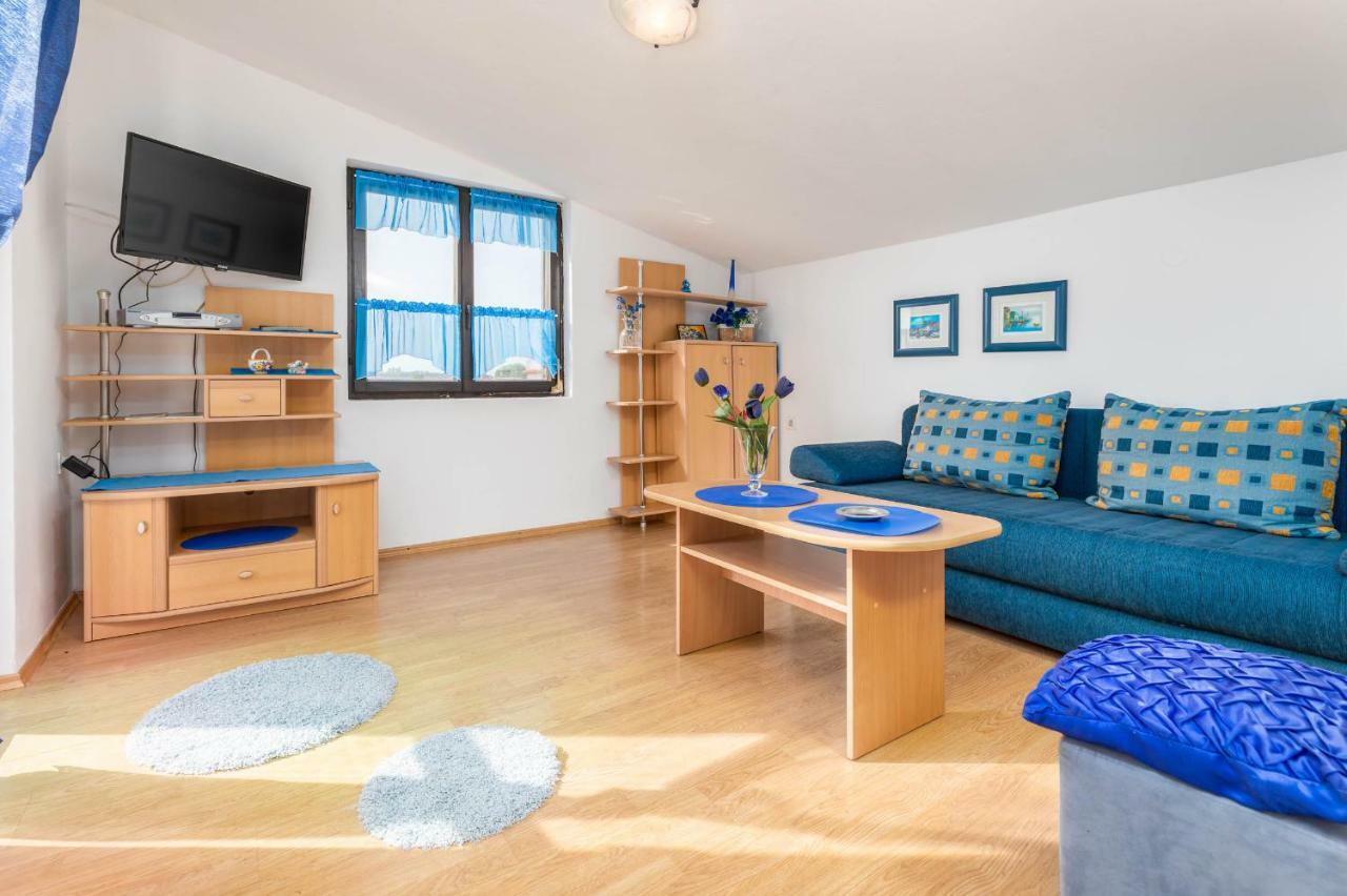 Apartments Mandic Пула Екстериор снимка
